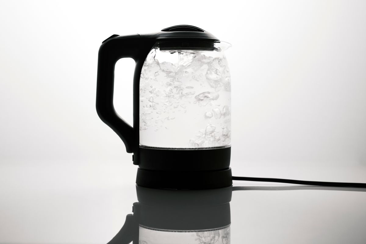 Electric Kettle 1.8L (sample photo — replace with your own product photography)